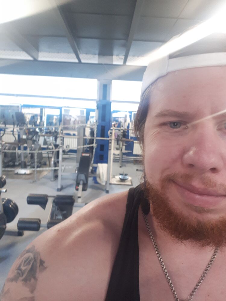  ,   Alexander, 32 ,   ,   