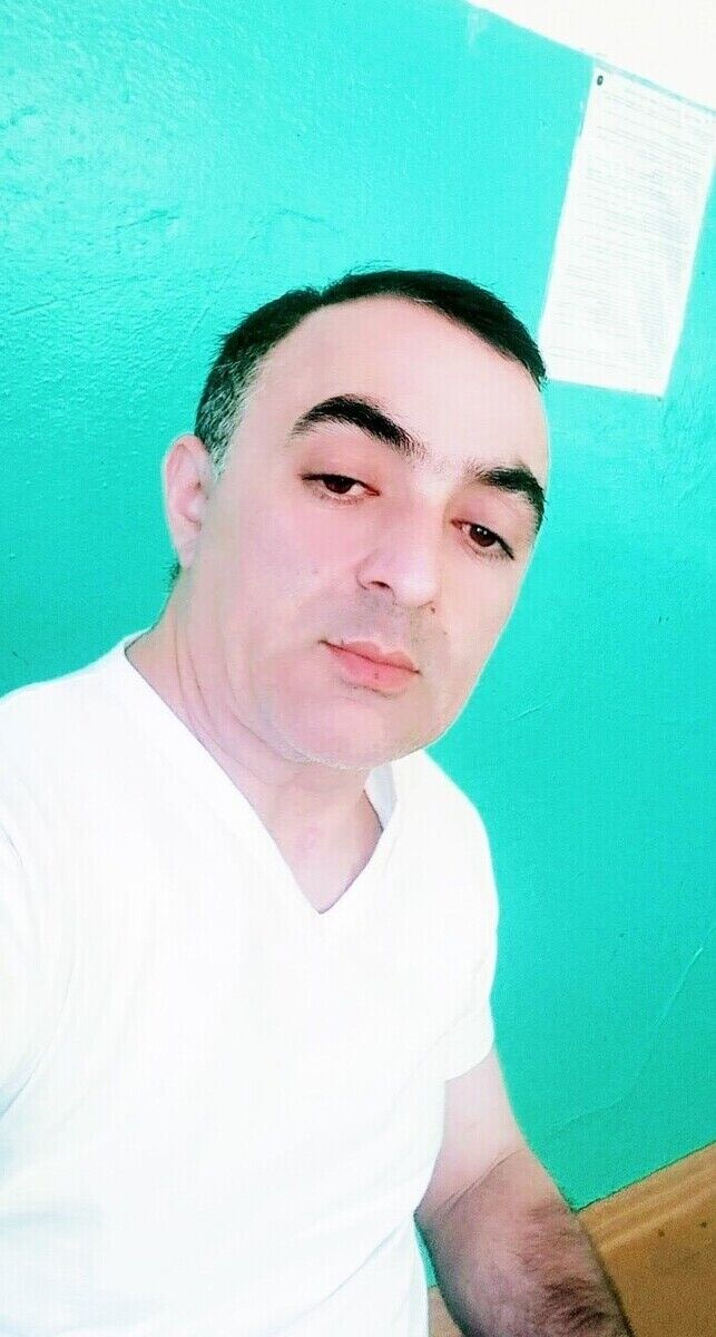  21143898  , 44 ,    