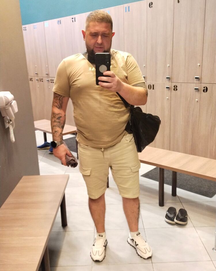  46168398  Igor, 41 ,    