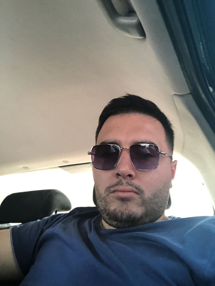  32359028  , 35 ,    