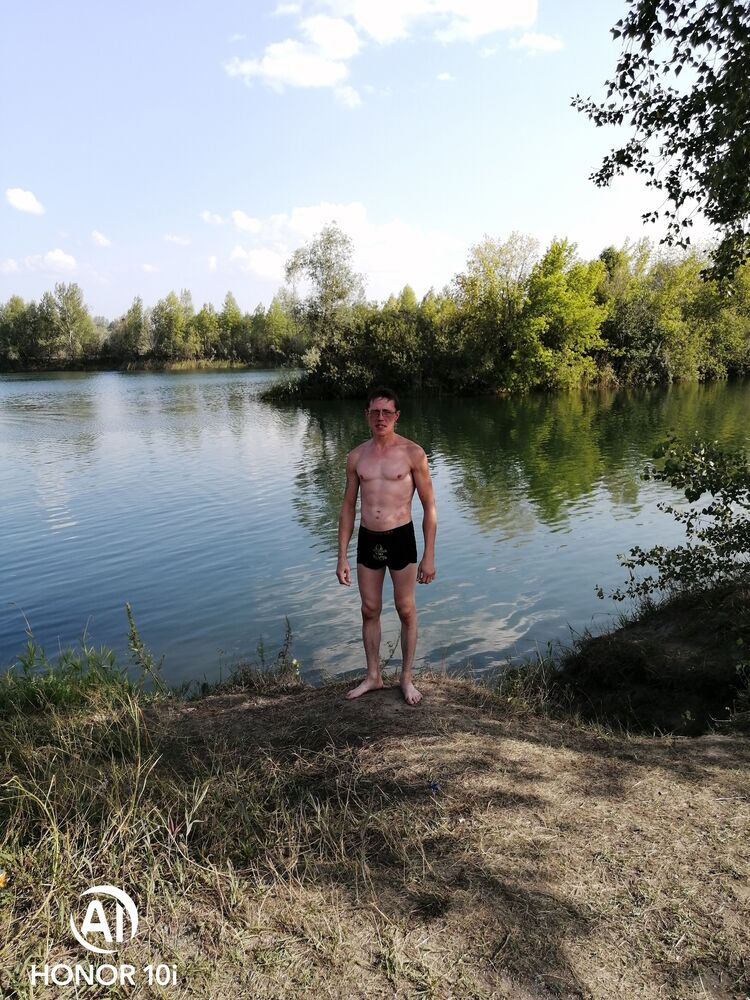  35294348  Evgeny, 33 ,    