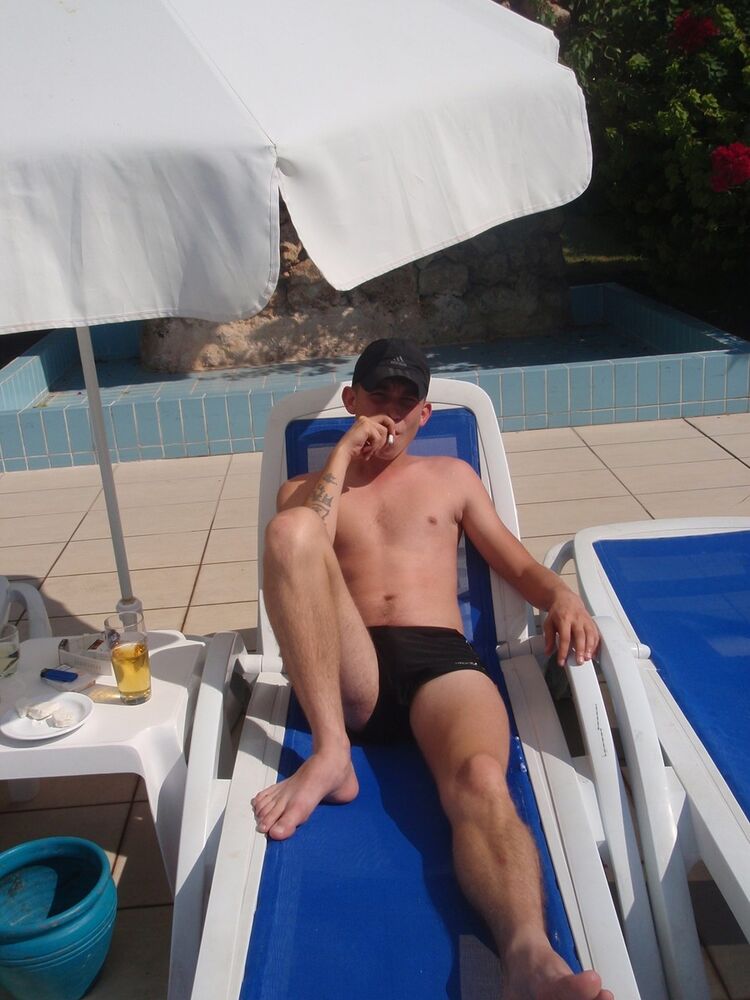  ,   Miroslav, 37 ,   ,   , c 