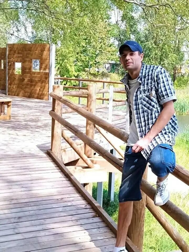  ,   Xxxxx, 37 ,     , c 