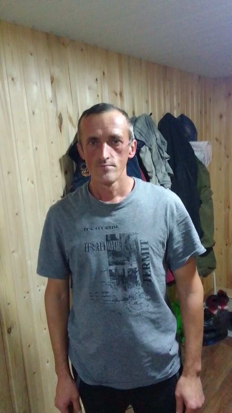  30577428  , 46 ,    