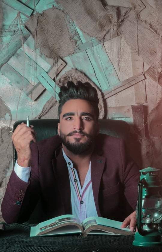  34770168  Jahed, 27 ,    Algiers