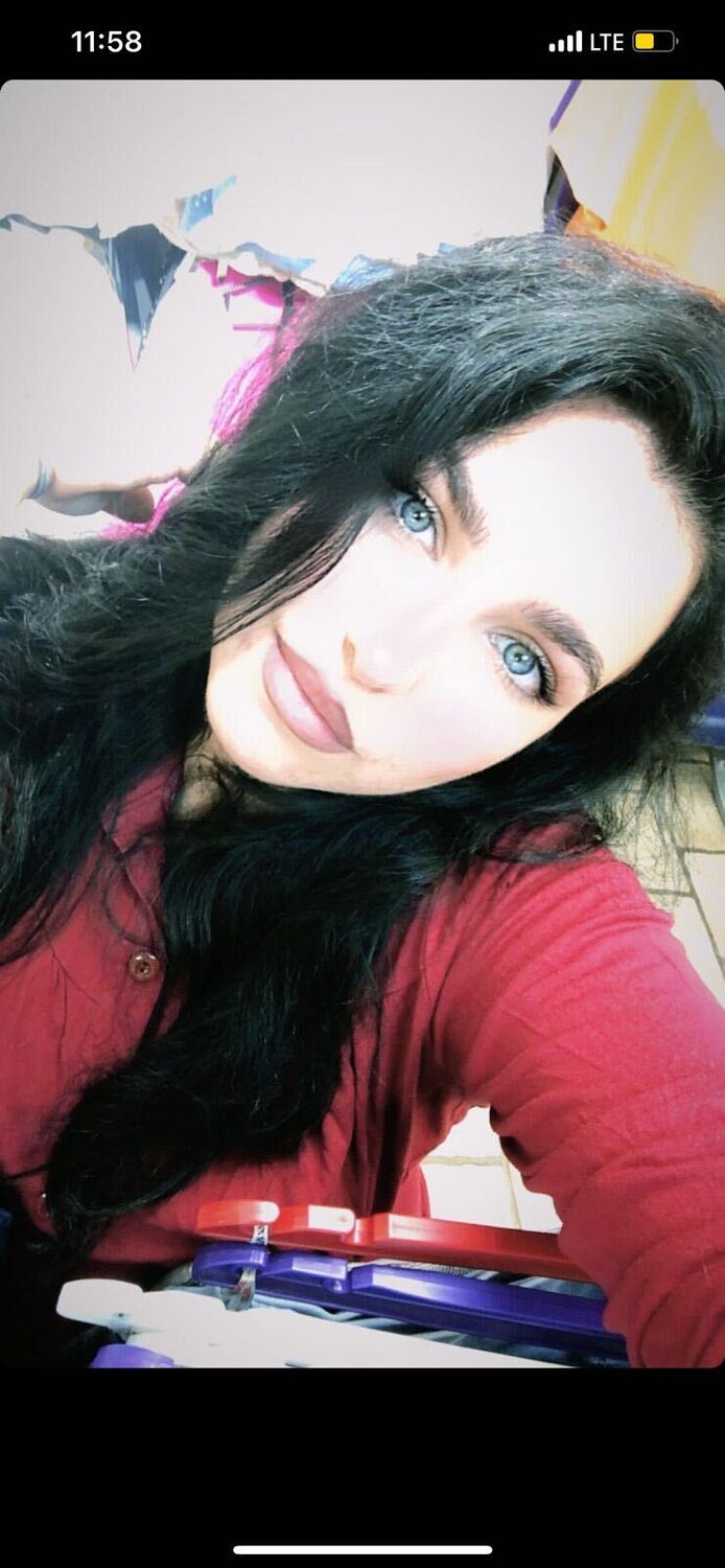  28529958  , 27 ,    -