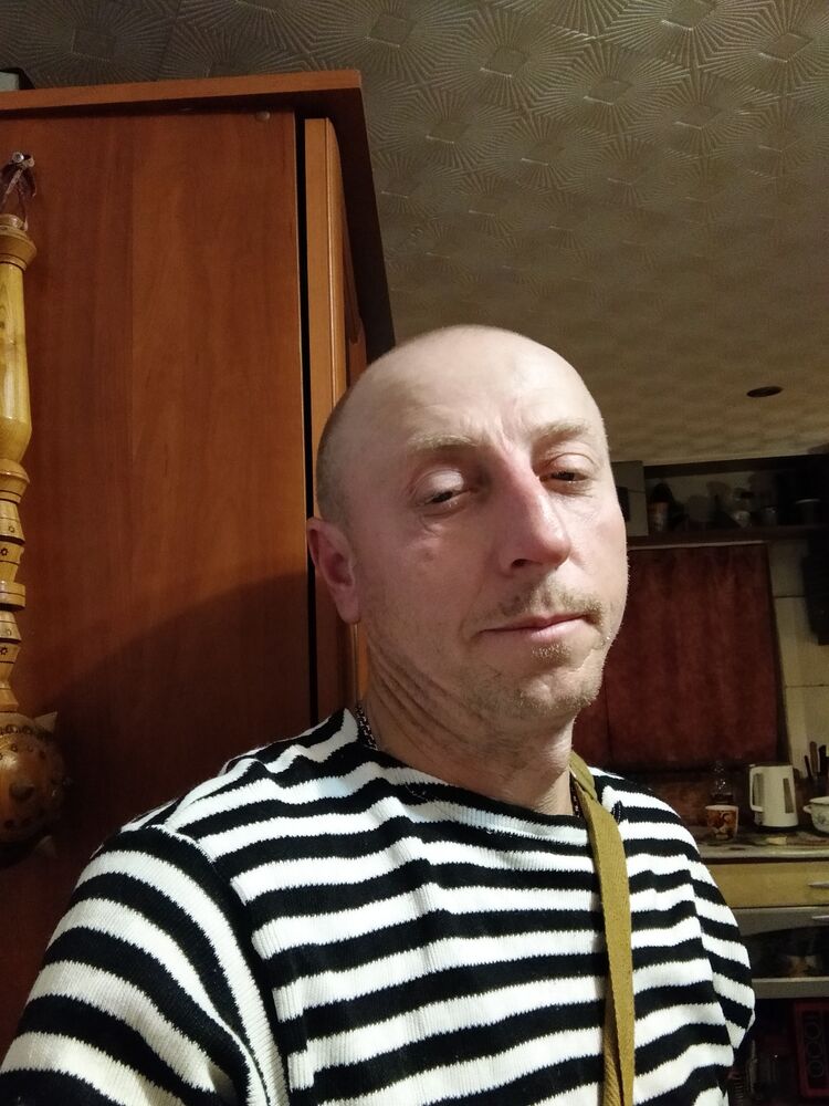  30507628  , 48 ,    