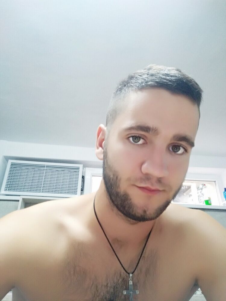  ,   Denis, 25 ,   ,   , c 