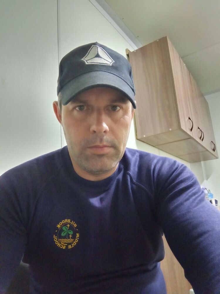  44073908  , 43 ,    