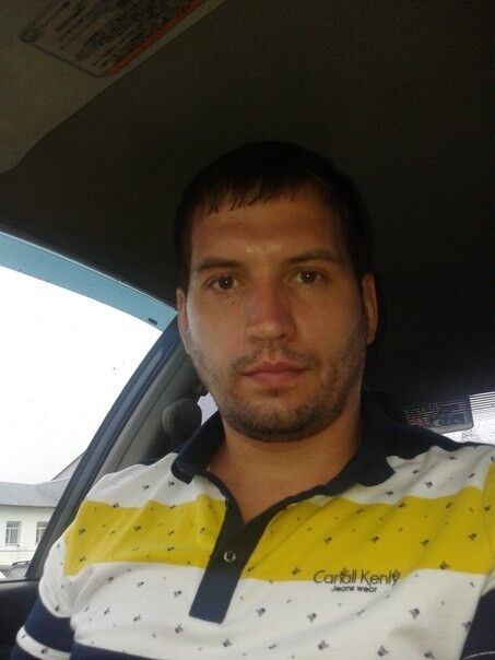  12031258  Djony, 47 ,    