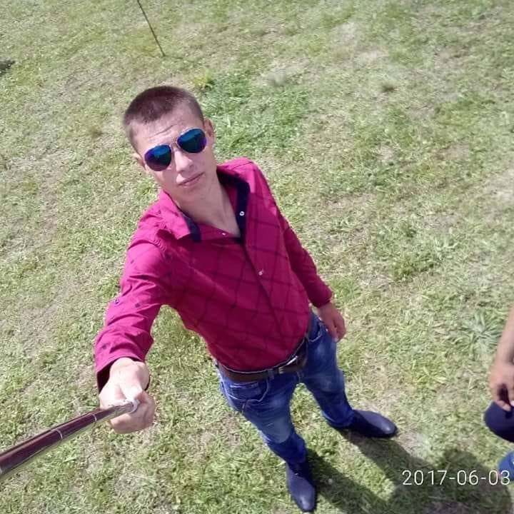  45656188  , 27 ,    