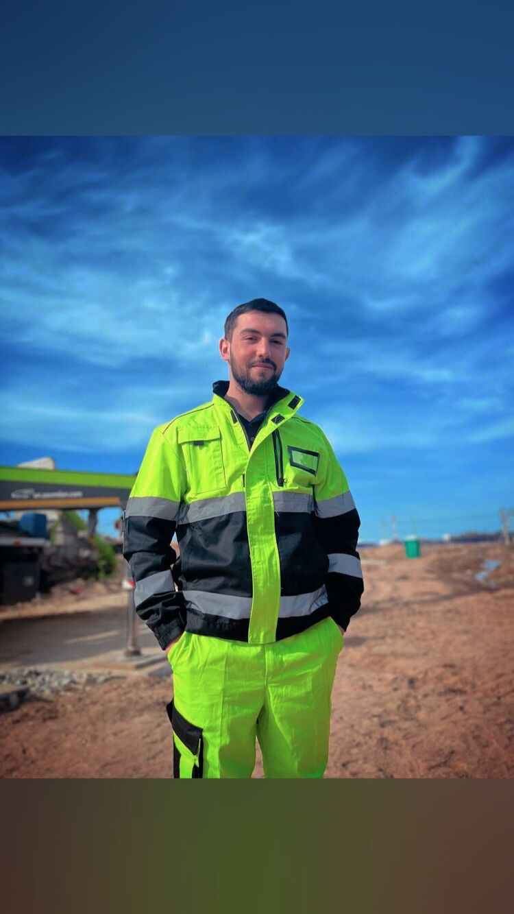  ,   Ali Eren, 23 ,   ,   