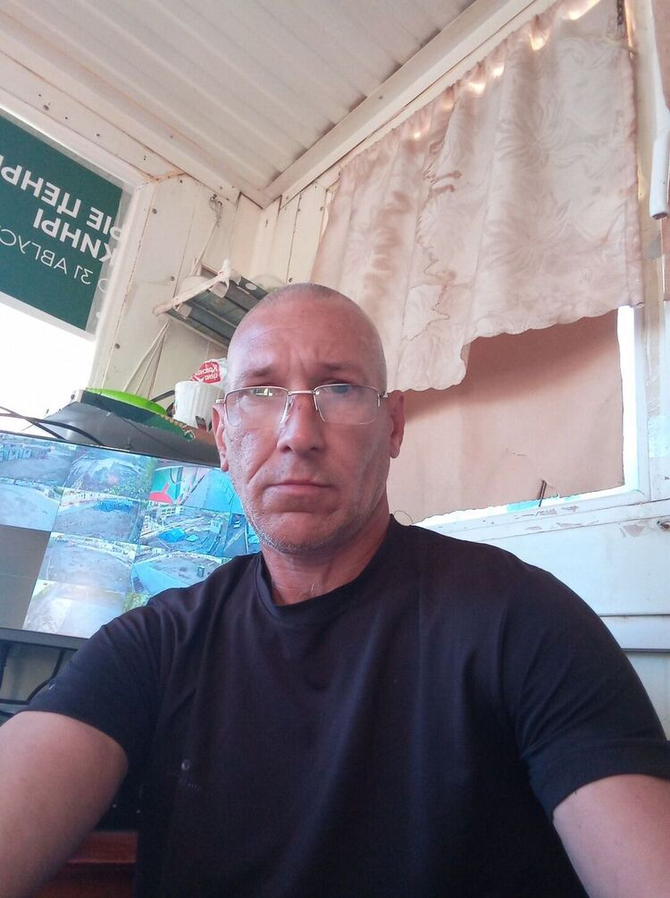  46808398  , 45 ,    