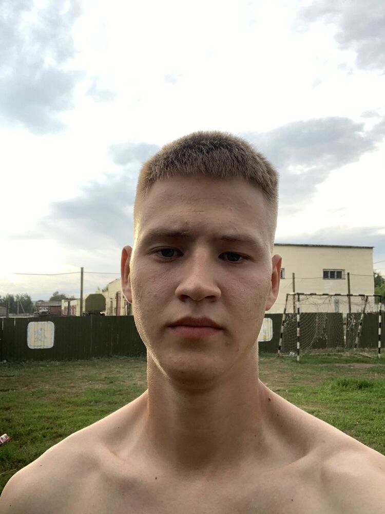  35922818  Bogdan, 25 ,    