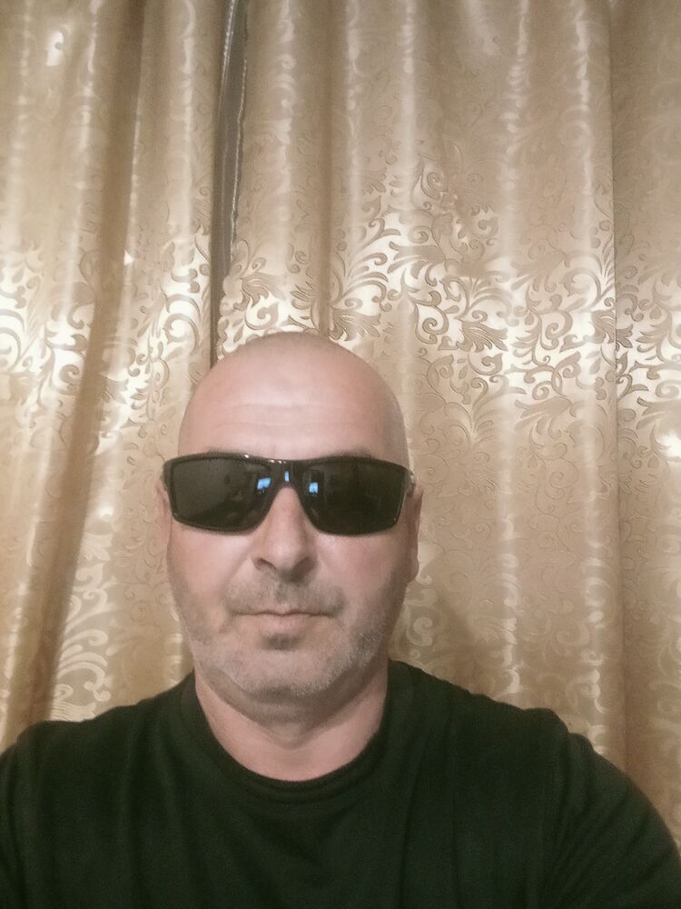 46767378  , 51 ,    