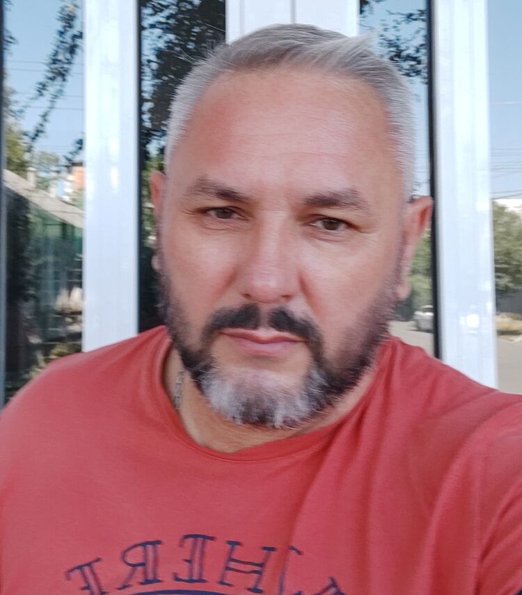 ,   Viktor, 55 ,     , c 