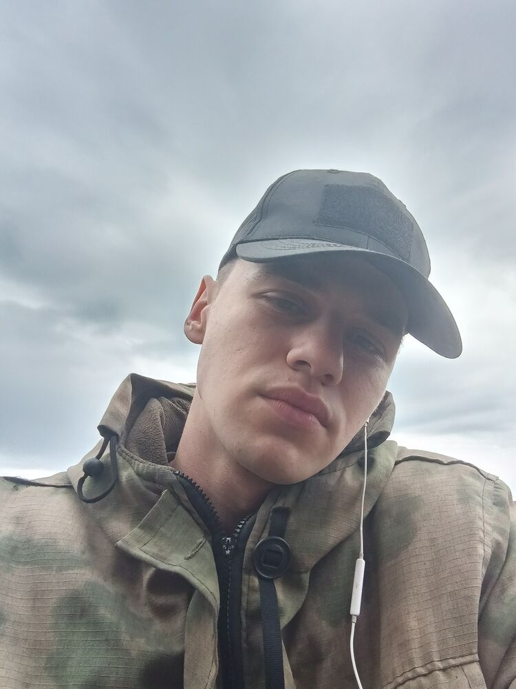  34018798  , 22 ,    