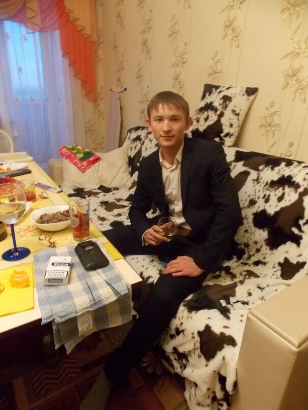  25413988  Vasilai, 32 ,    
