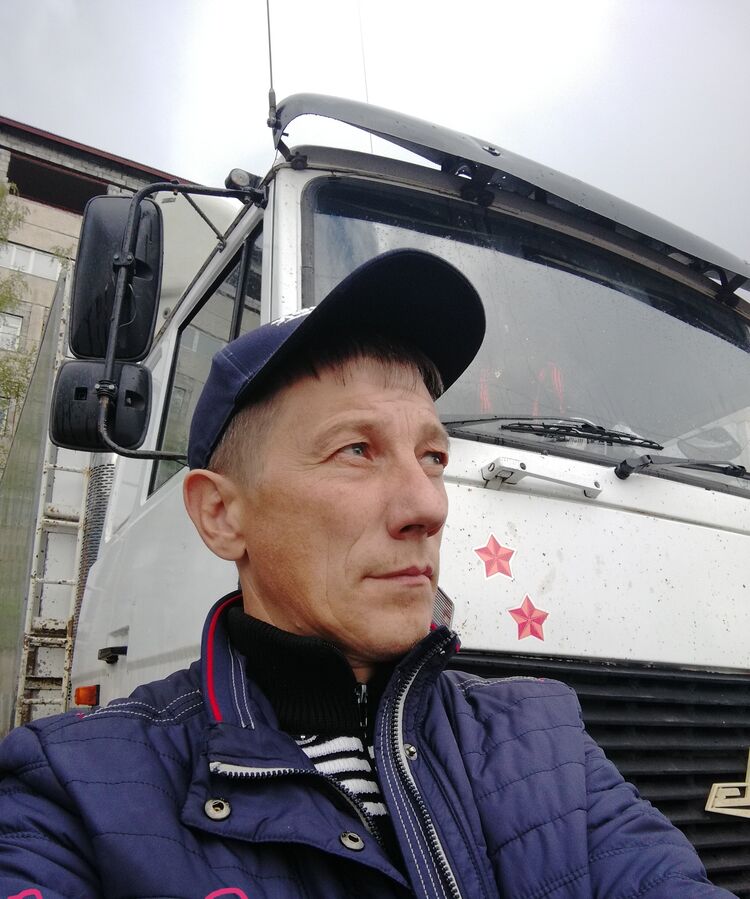  32548738  , 45 ,    