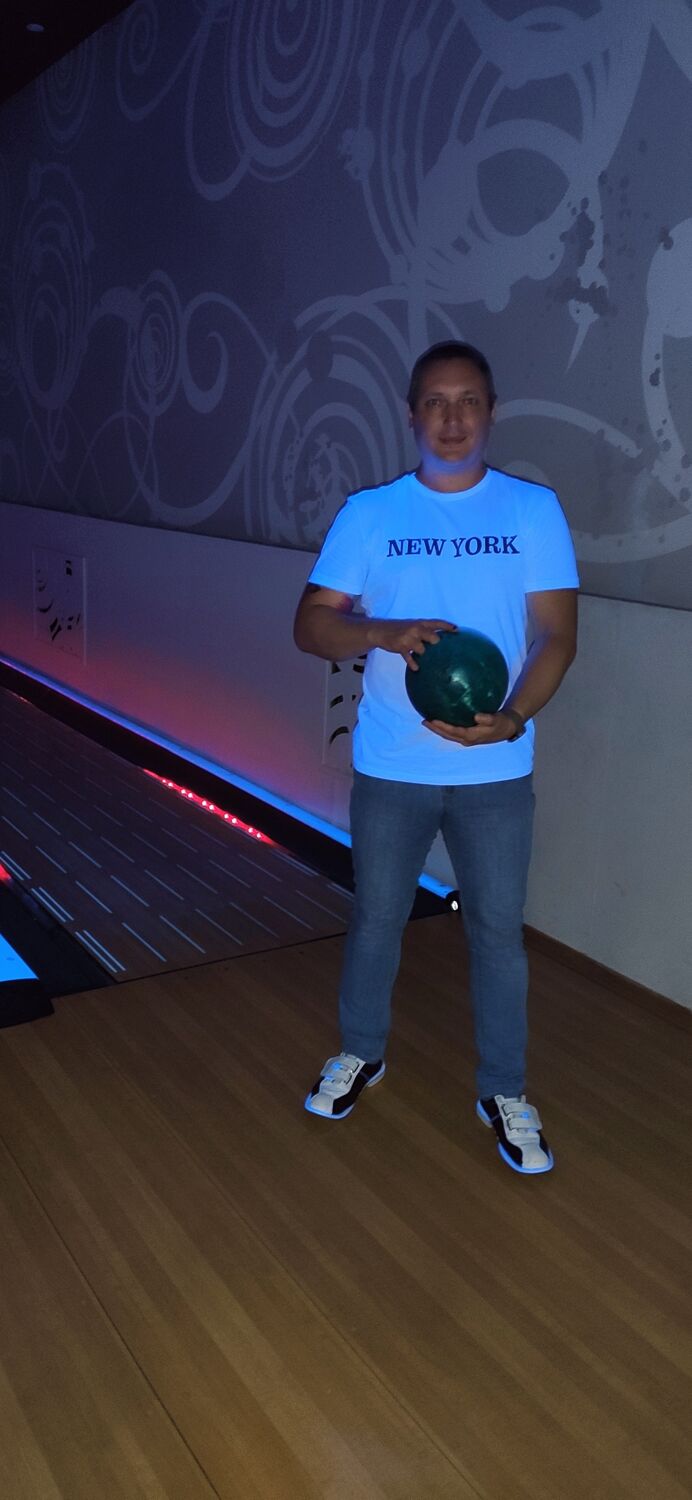  ,   Sergey, 40 ,   , 