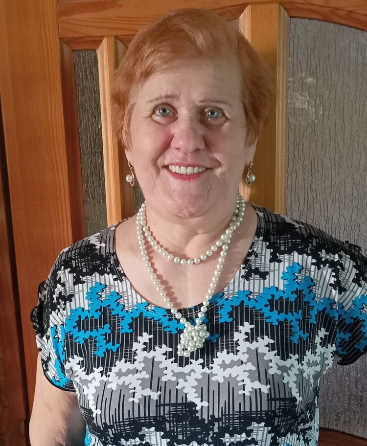  52710768  Nadezhda, 74 ,    