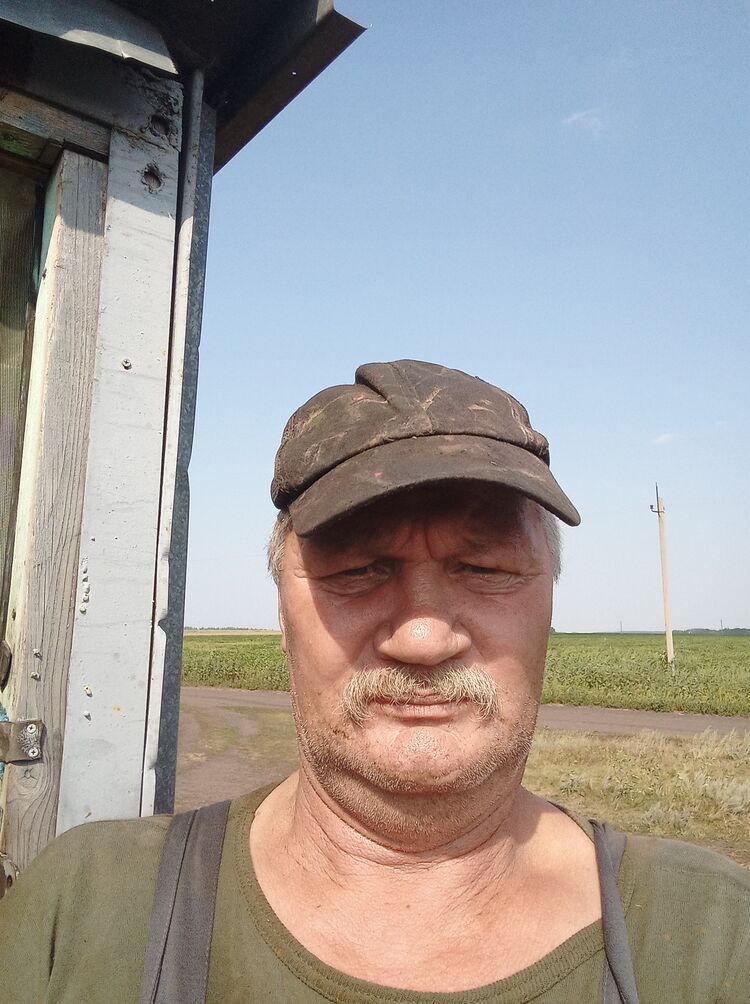  26577608  , 58 ,    