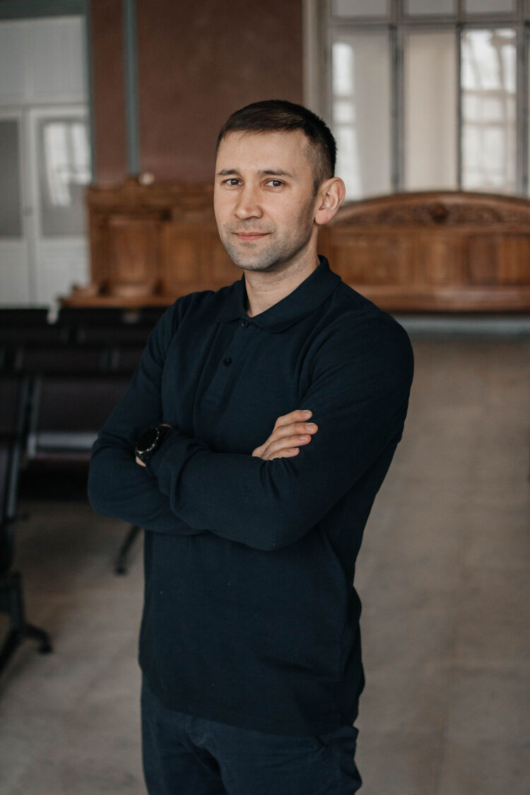  ,   , 35 ,   