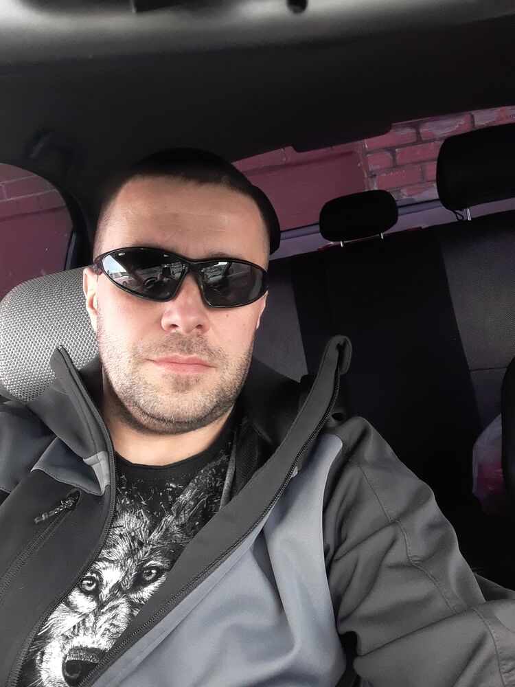  27070348  , 40 ,    