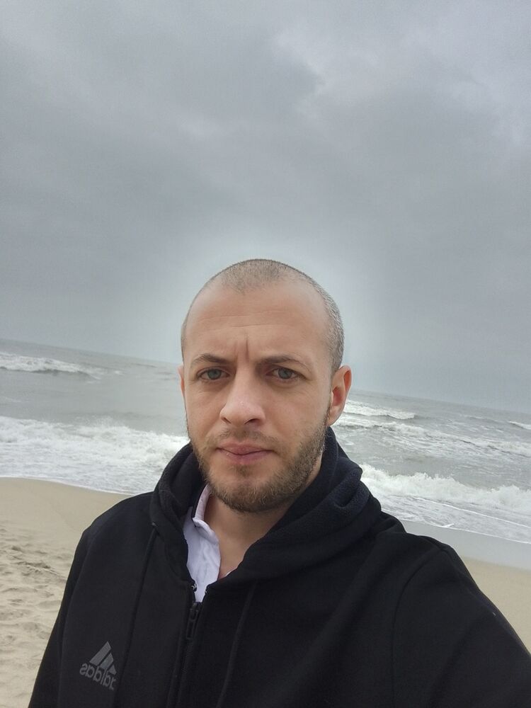  30928068  Berzloy, 35 ,    