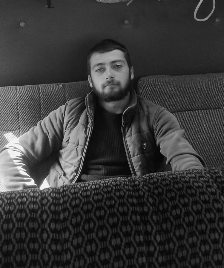  ,   Vardan, 24 ,   ,   , c 