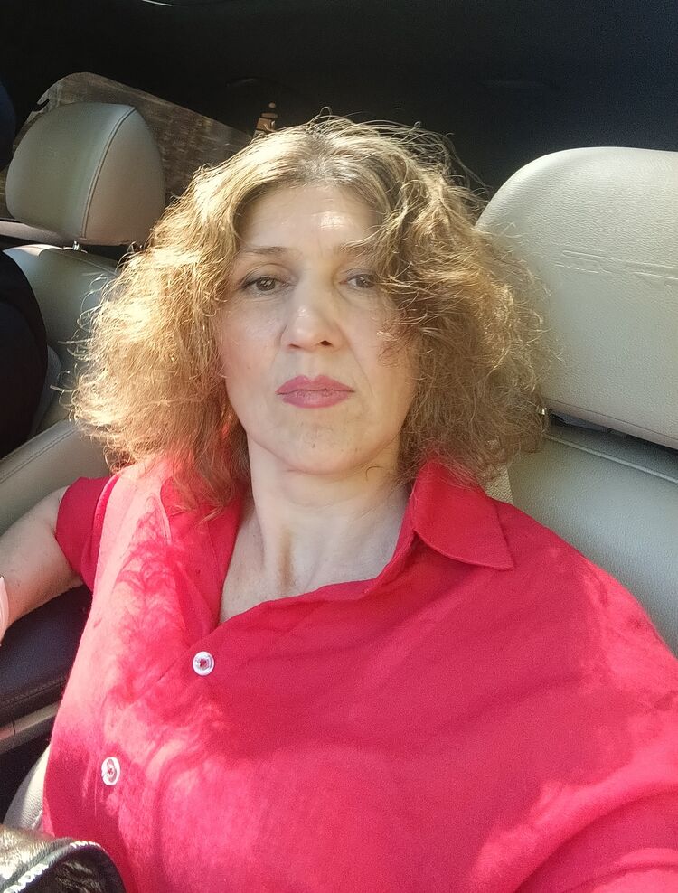  53995898  Evgenia, 48 ,    