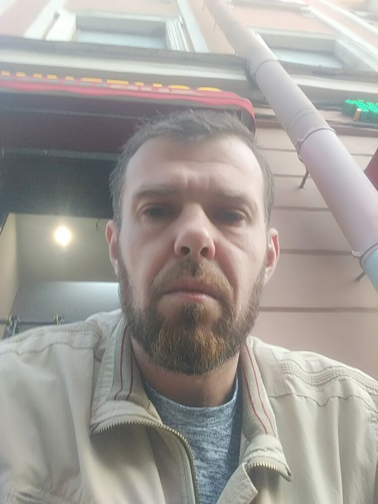  42872658  , 47 ,    
