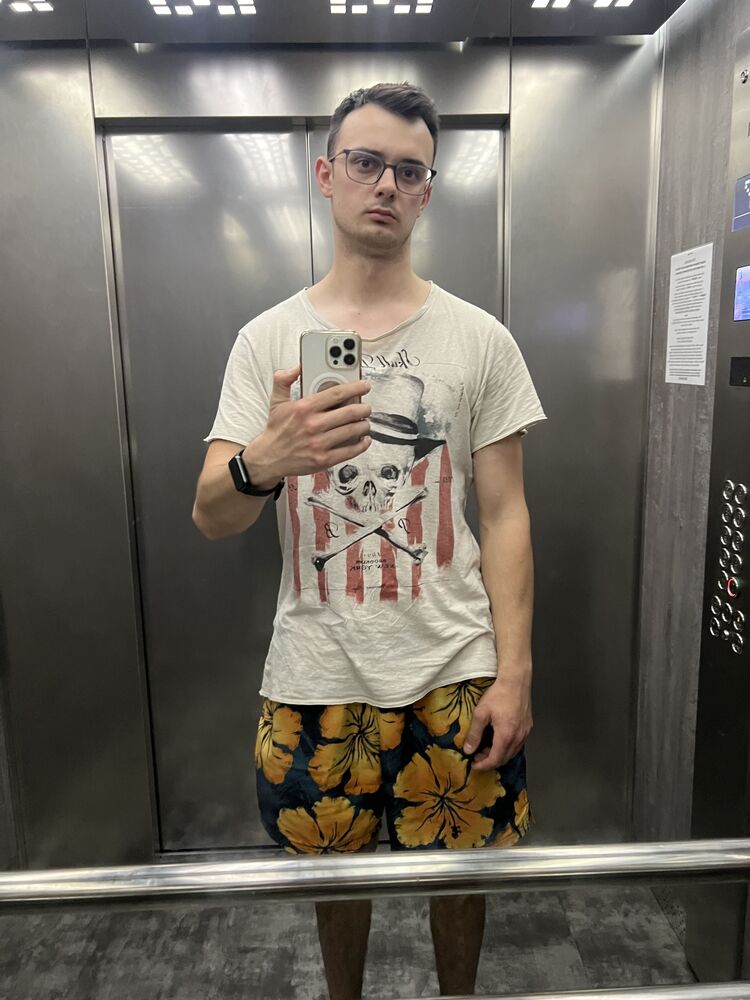  ,   Andriy, 24 ,   ,   