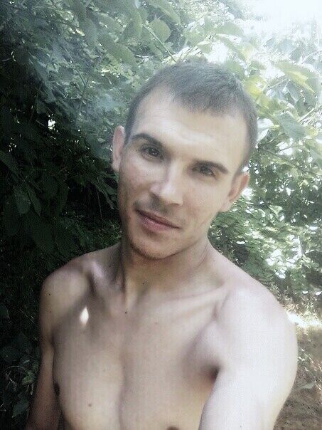  38399358  Kin, 31 ,    