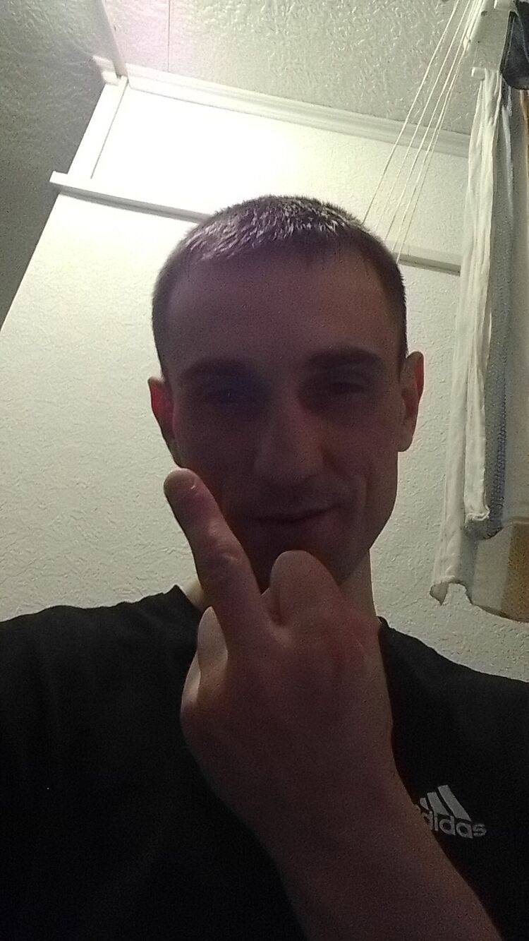  33084438  , 32 ,    