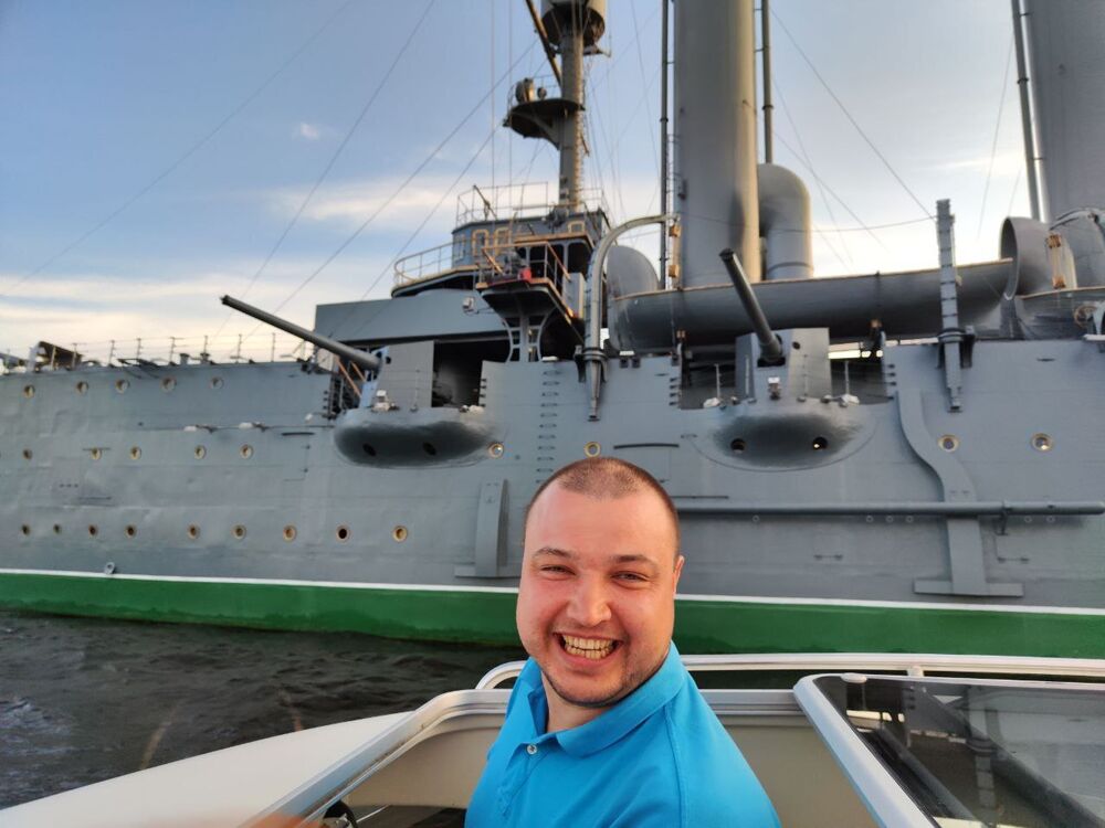  37455588  Roman, 39 ,    -