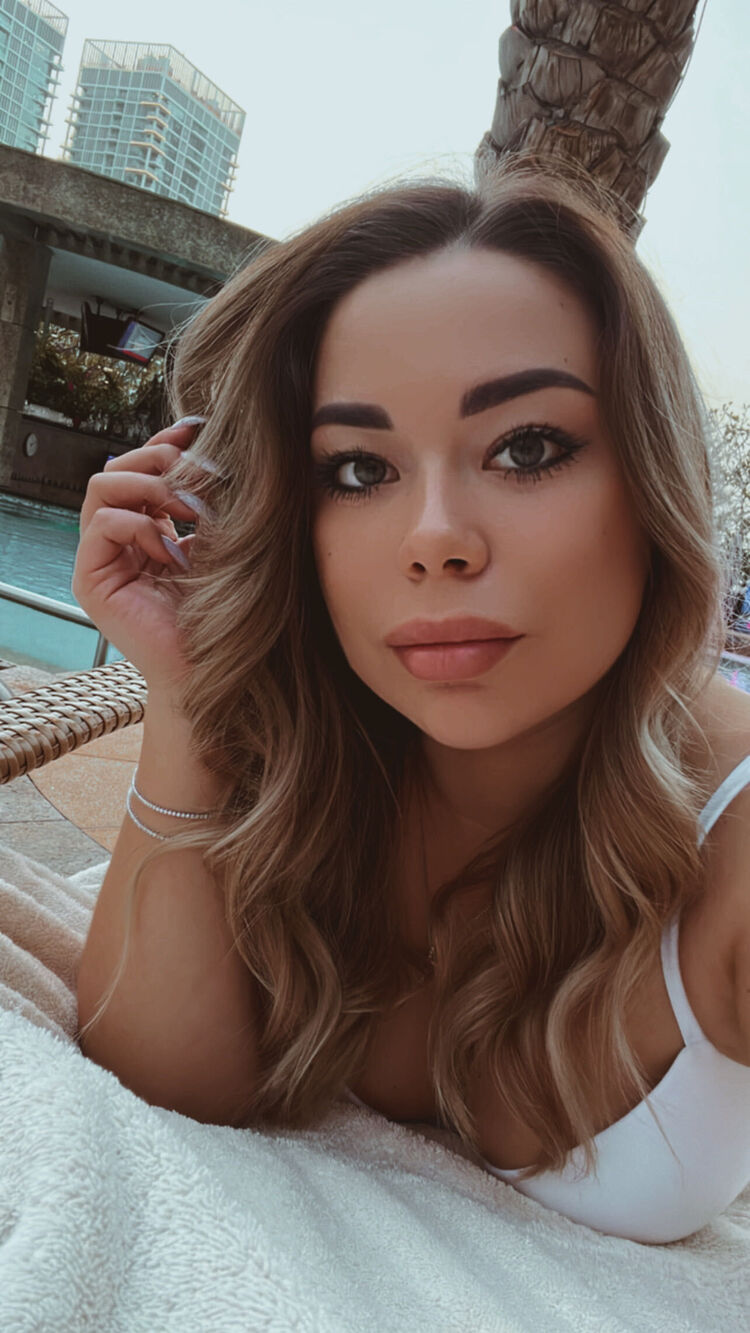  ,   Lilianna, 29 ,   ,   