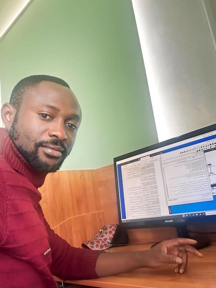  52896198  Frisch, 29 ,    