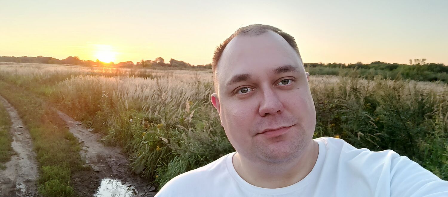  54250108  Alexandro, 40 ,    