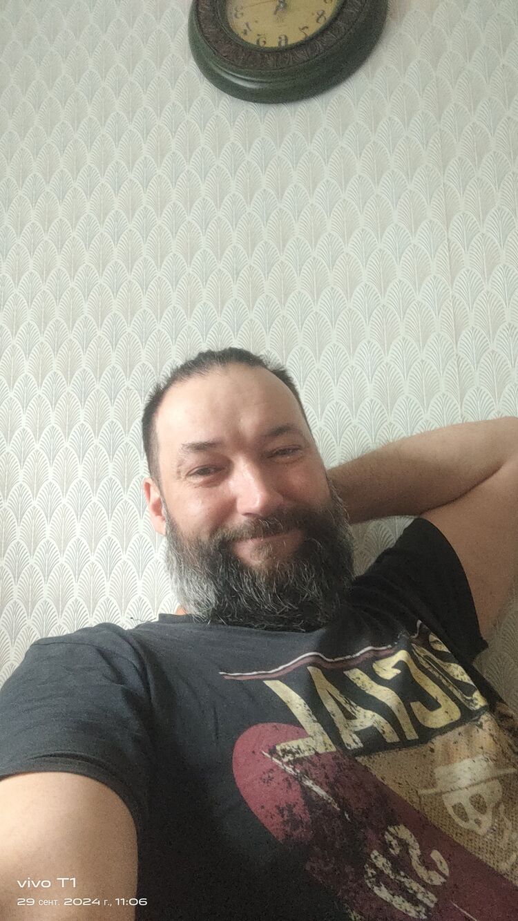  47435988  , 44 ,    