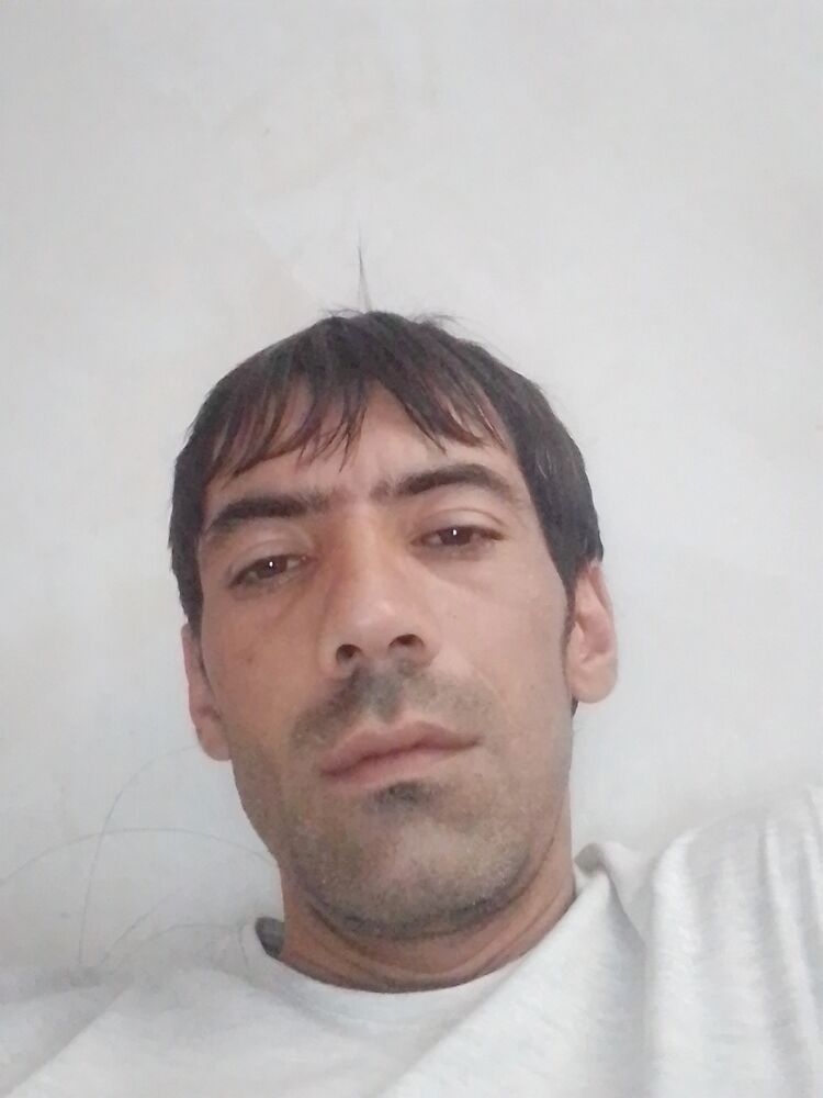  36681528  Kamran, 33 ,    