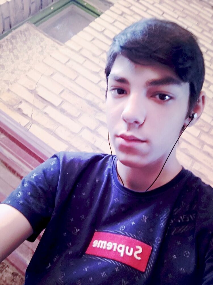  21044318  Prosro, 25 ,    