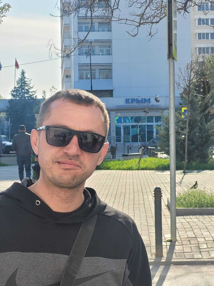  51295728  Vladimir, 38 ,    