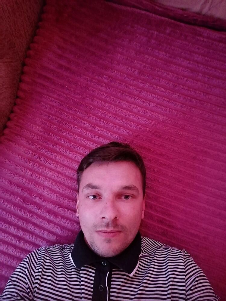  35348758  , 32 ,    