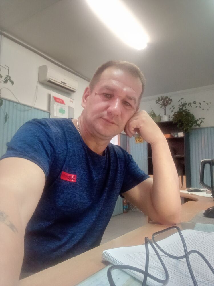  44250688  , 49 ,    