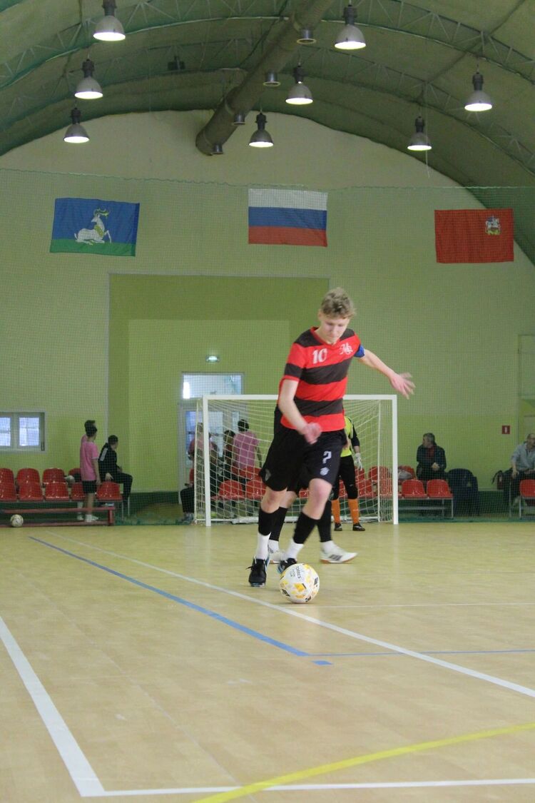  49507928  , 18 ,    Dietikon