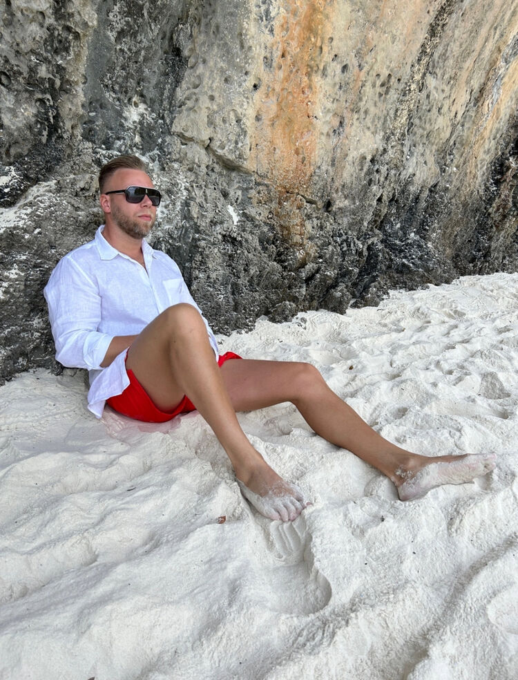  46494528  Kirill, 39 ,    -