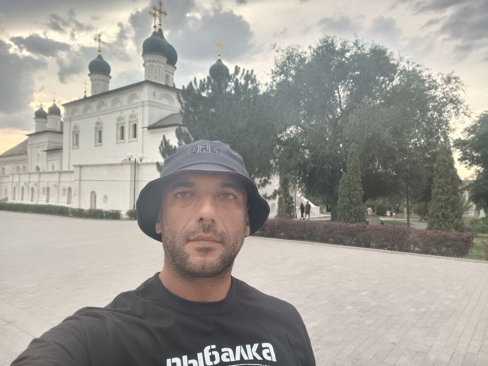  ,   Muslim, 39 ,   ,   , c 