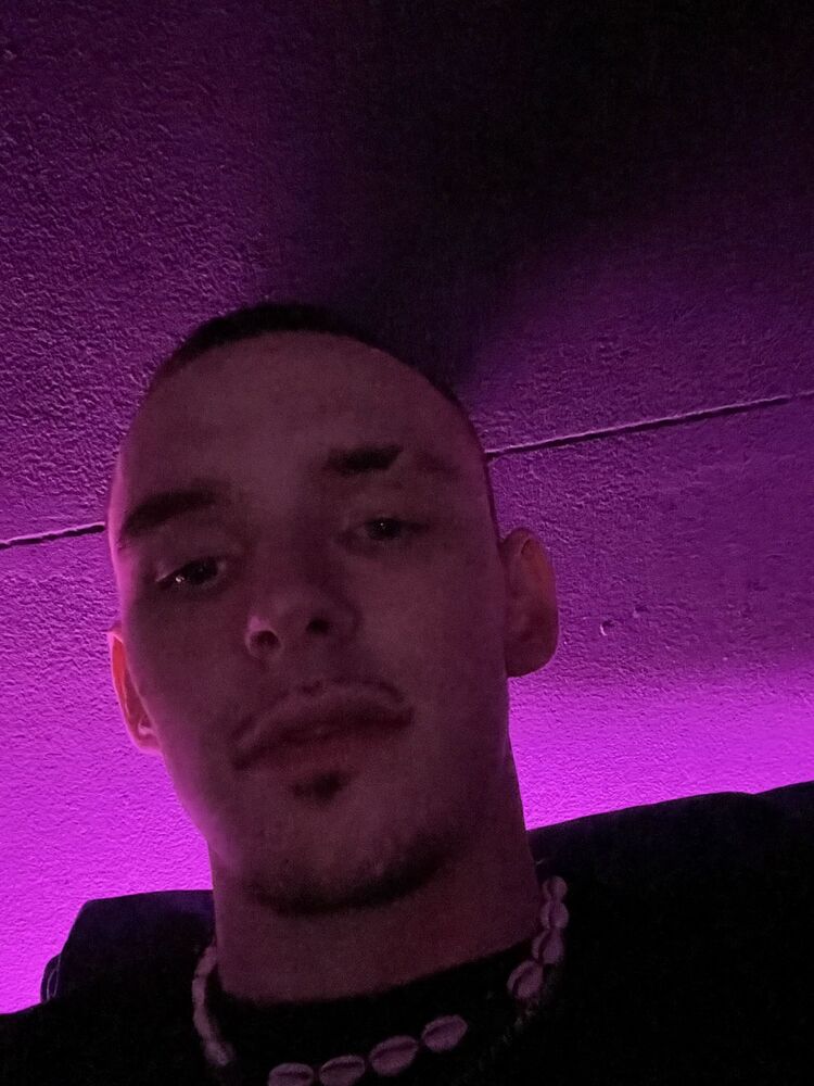  48478048  , 23 ,    