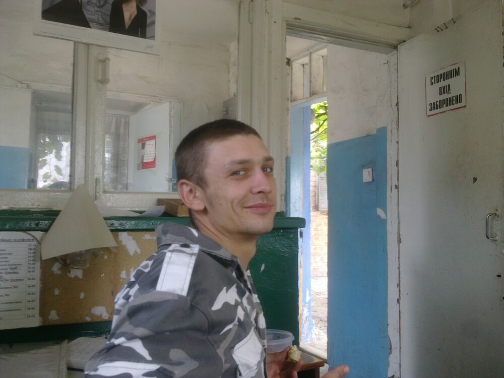  4973678  Mihail, 40 ,    